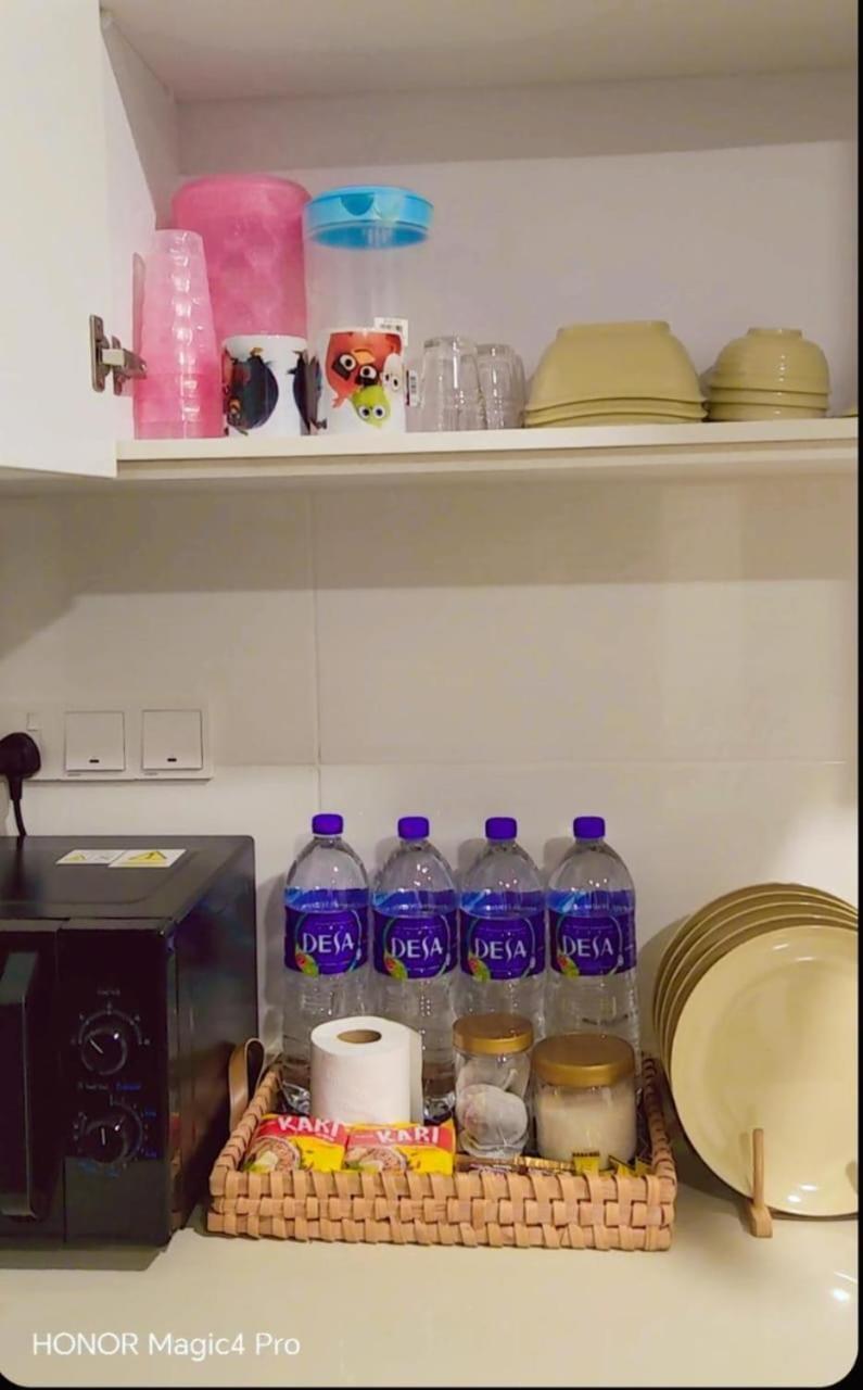 Mutiara Condominium,pantai Puteri Apartment *